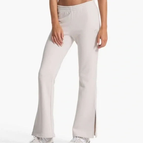 VUORI Sedona Wide Leg Sweatpant Split Leg Salt VW4044 Leisure Sz L - Picture 4 of 11